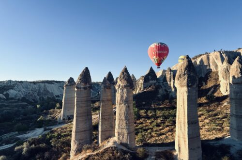 Balonem nad kapadocja wsrod wulkanow winnic i bajkowych kominow8